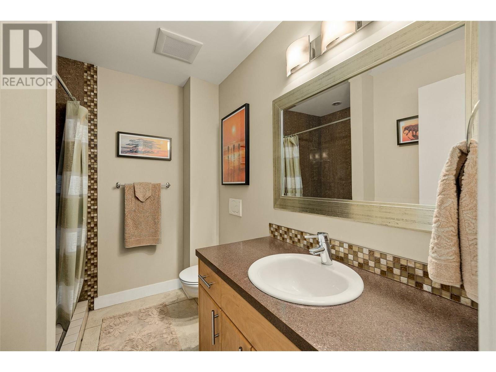 LAKE COUNTRY, British Columbia, V4V 1B3, CA, 5 Bedrooms Bedrooms, ,4 BathroomsBathrooms,Residential,For Sale,1838112