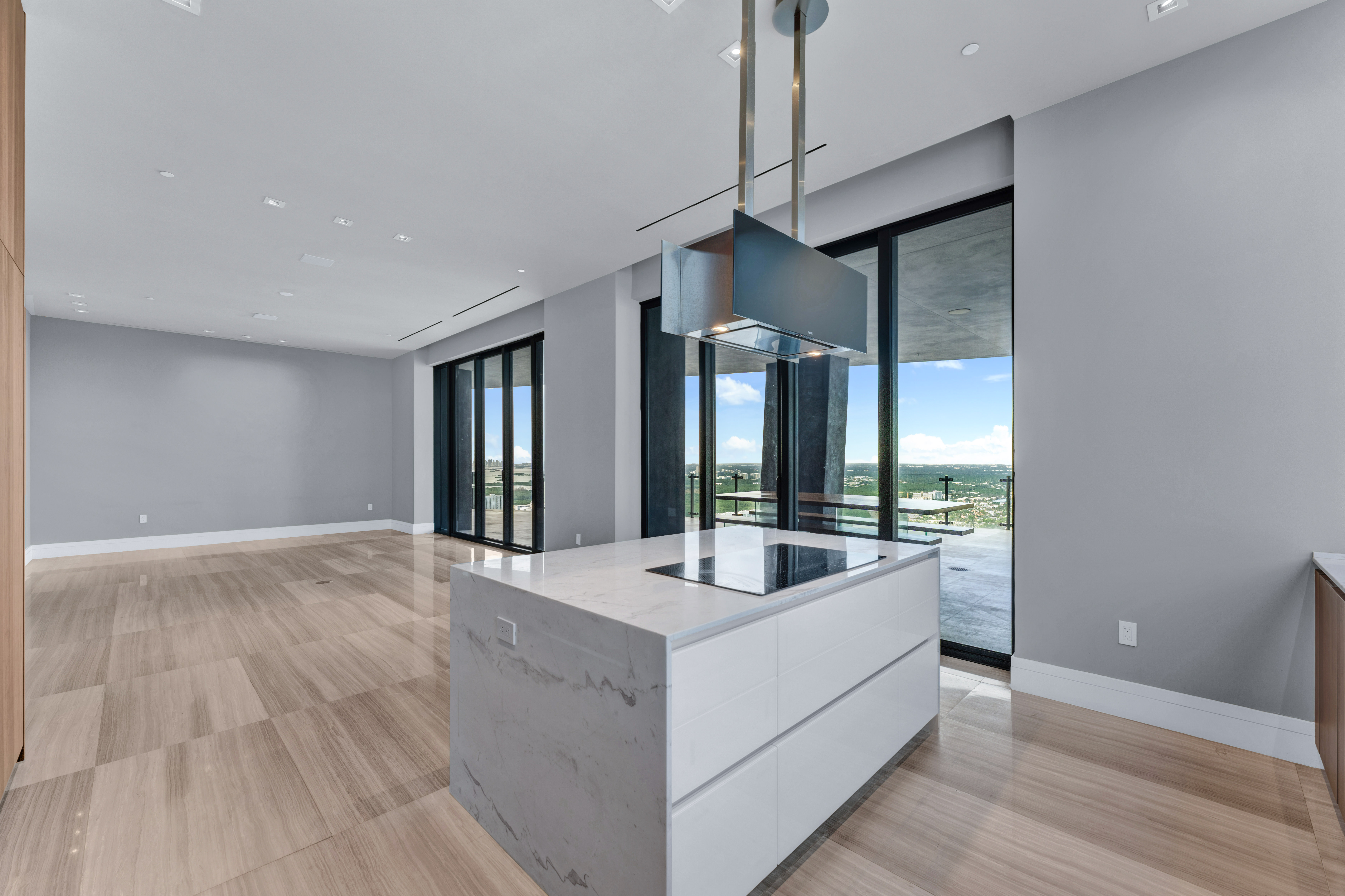 17141 Collins Ave, Sunny Isles Beach, FL, 33160 - 物件實景
