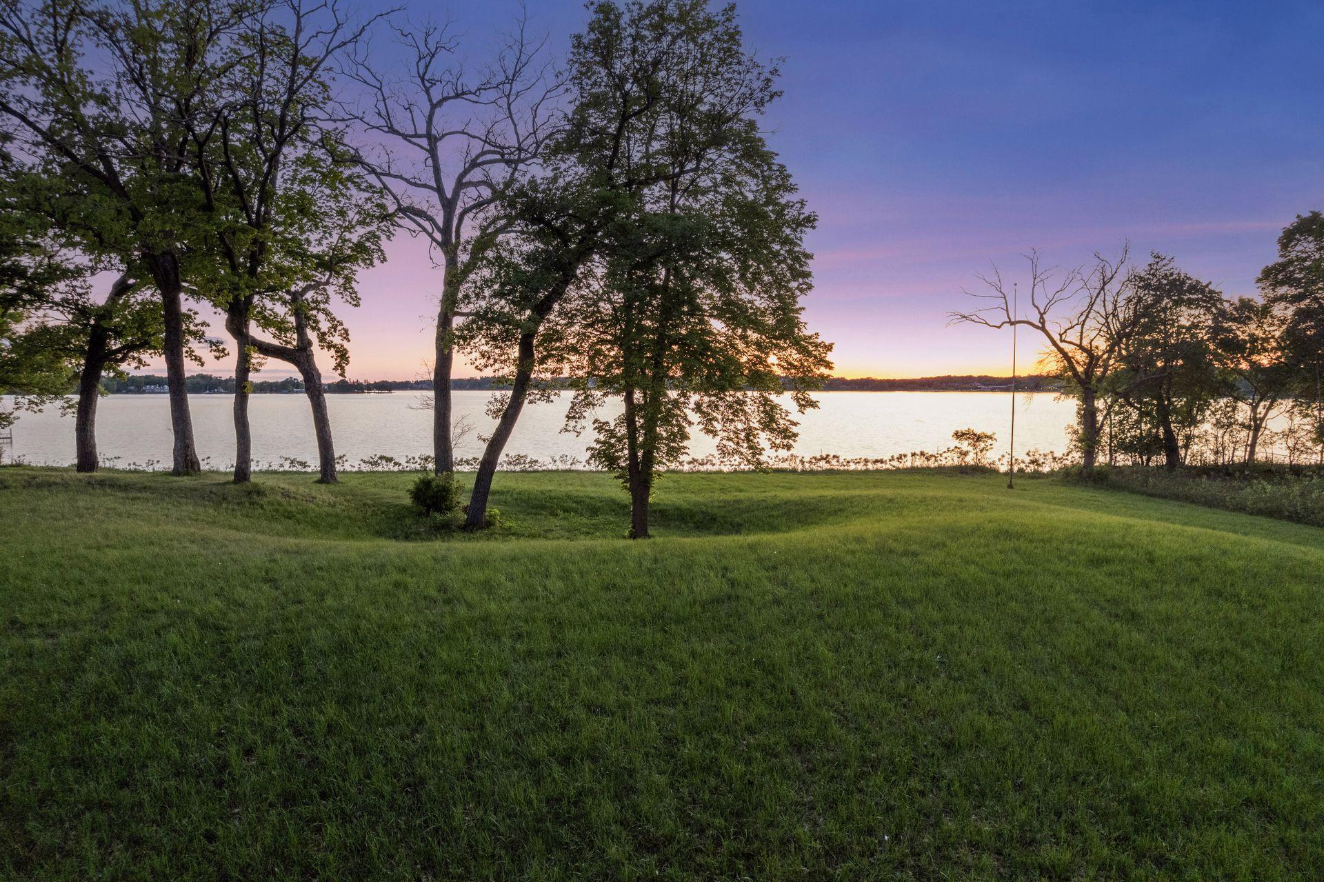 Wayzata, Minnesota, 55391, United States, 5 Bedrooms Bedrooms, ,4 BathroomsBathrooms,Residential,For Sale,1913709