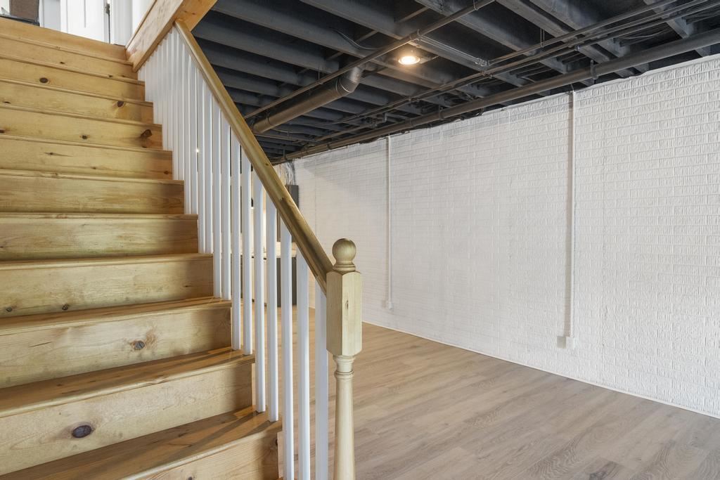 Petoskey, Michigan, 49770, United States, 4 Bedrooms Bedrooms, ,3 BathroomsBathrooms,Residential,For Sale,1906995