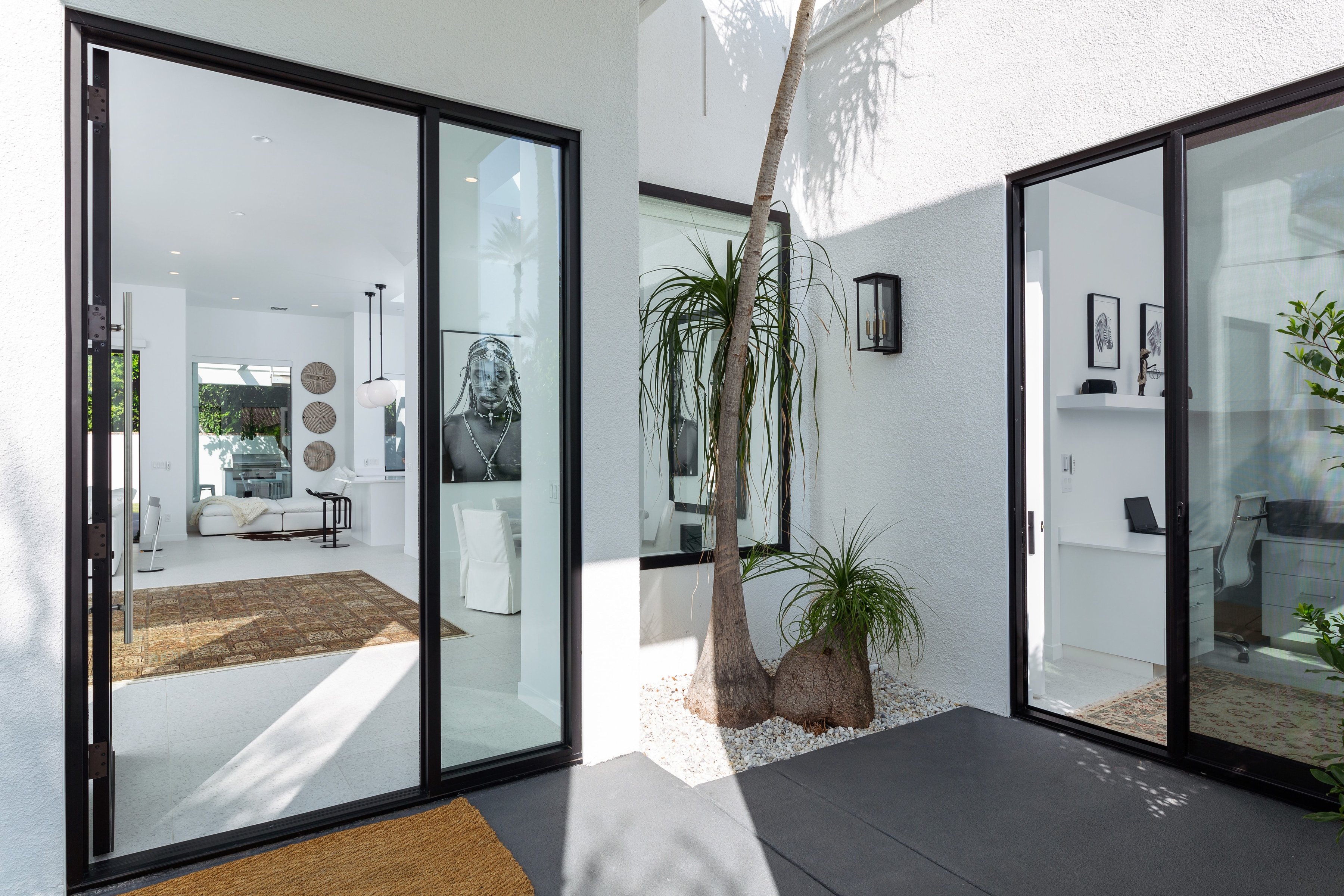  Private Modern Sanctuary Steps from Tamarisk Country Club - 物件實景