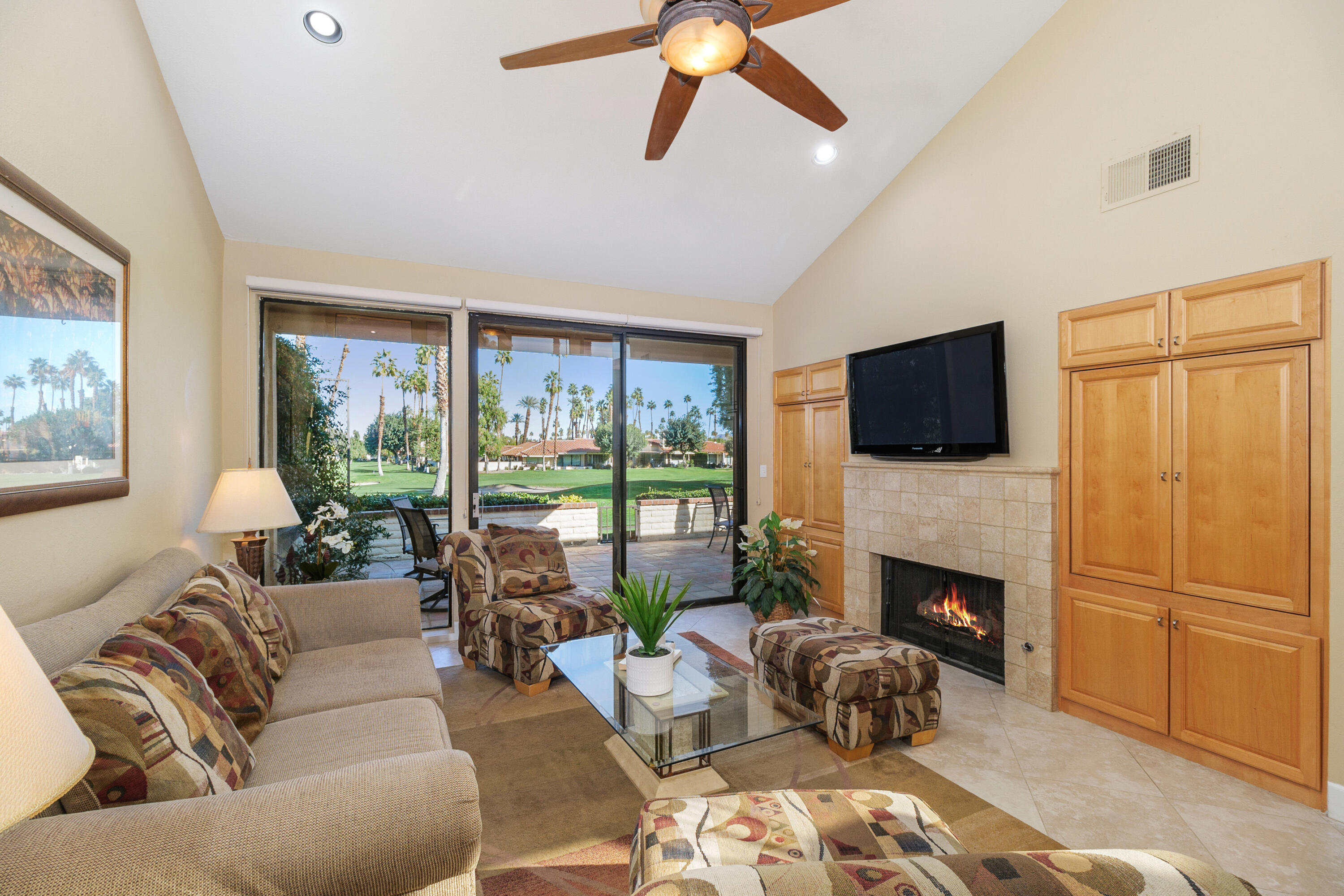 Palm Desert, California, 92260, United States, 2 Bedrooms Bedrooms, ,2 BathroomsBathrooms,Residential,For Sale,1951083