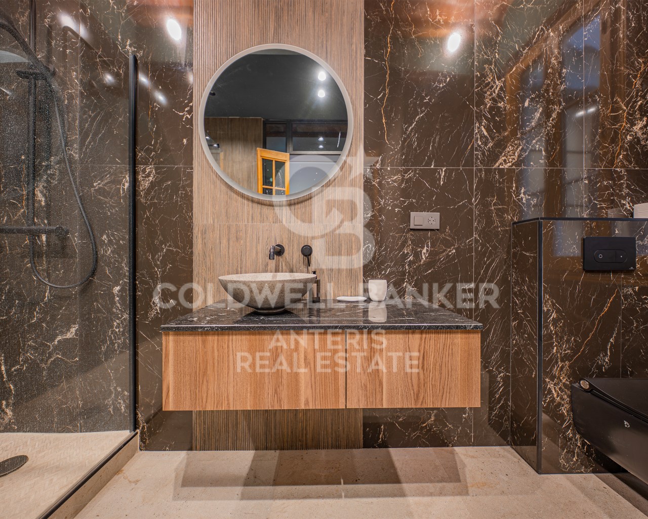 Barcelona, Catalonia, ES, 2 Bedrooms Bedrooms, ,2 BathroomsBathrooms,Residential,For Sale,1932688