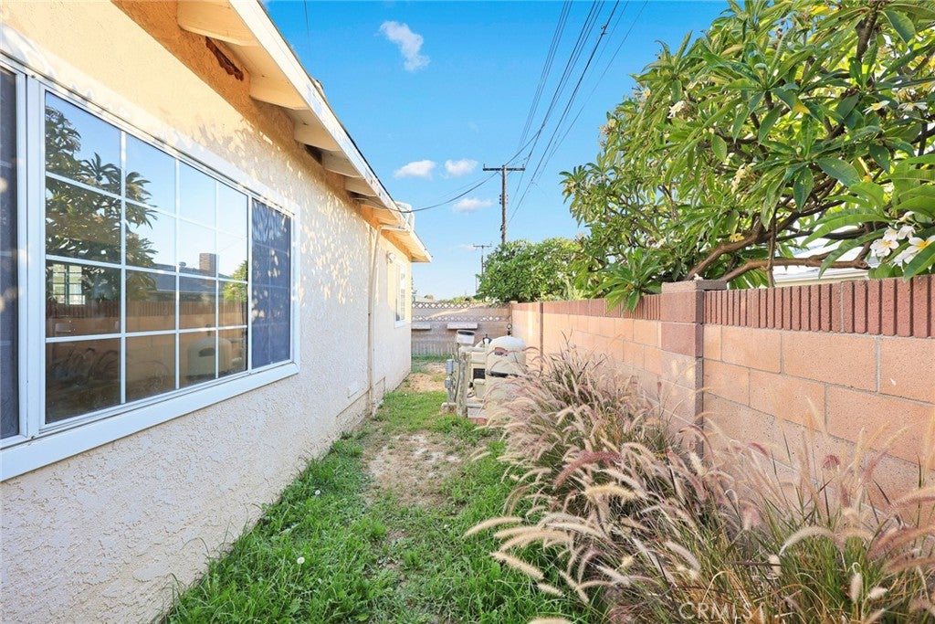 Whittier, California, 90604, United States, 4 Bedrooms Bedrooms, ,2 BathroomsBathrooms,Residential,For Sale,1918097