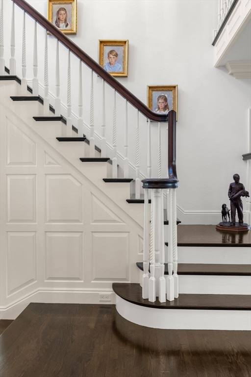 Westwood, Massachusetts, 02090, United States, 5 Bedrooms Bedrooms, ,7 BathroomsBathrooms,Residential,For Sale,1985455