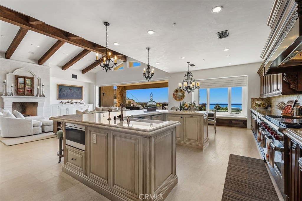 Dana Point, California, 92629, United States, 5 Bedrooms Bedrooms, ,10 BathroomsBathrooms,Residential,For Sale,1838337