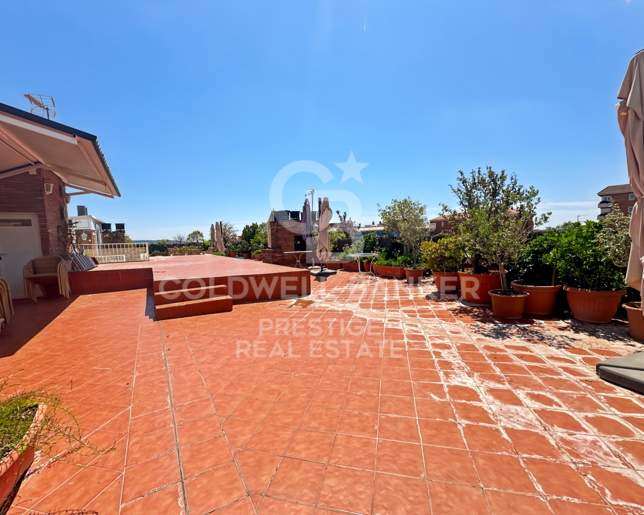 Barcelona, Catalonia, ES, 7 Bedrooms Bedrooms, ,5 BathroomsBathrooms,Residential,For Sale,1804815