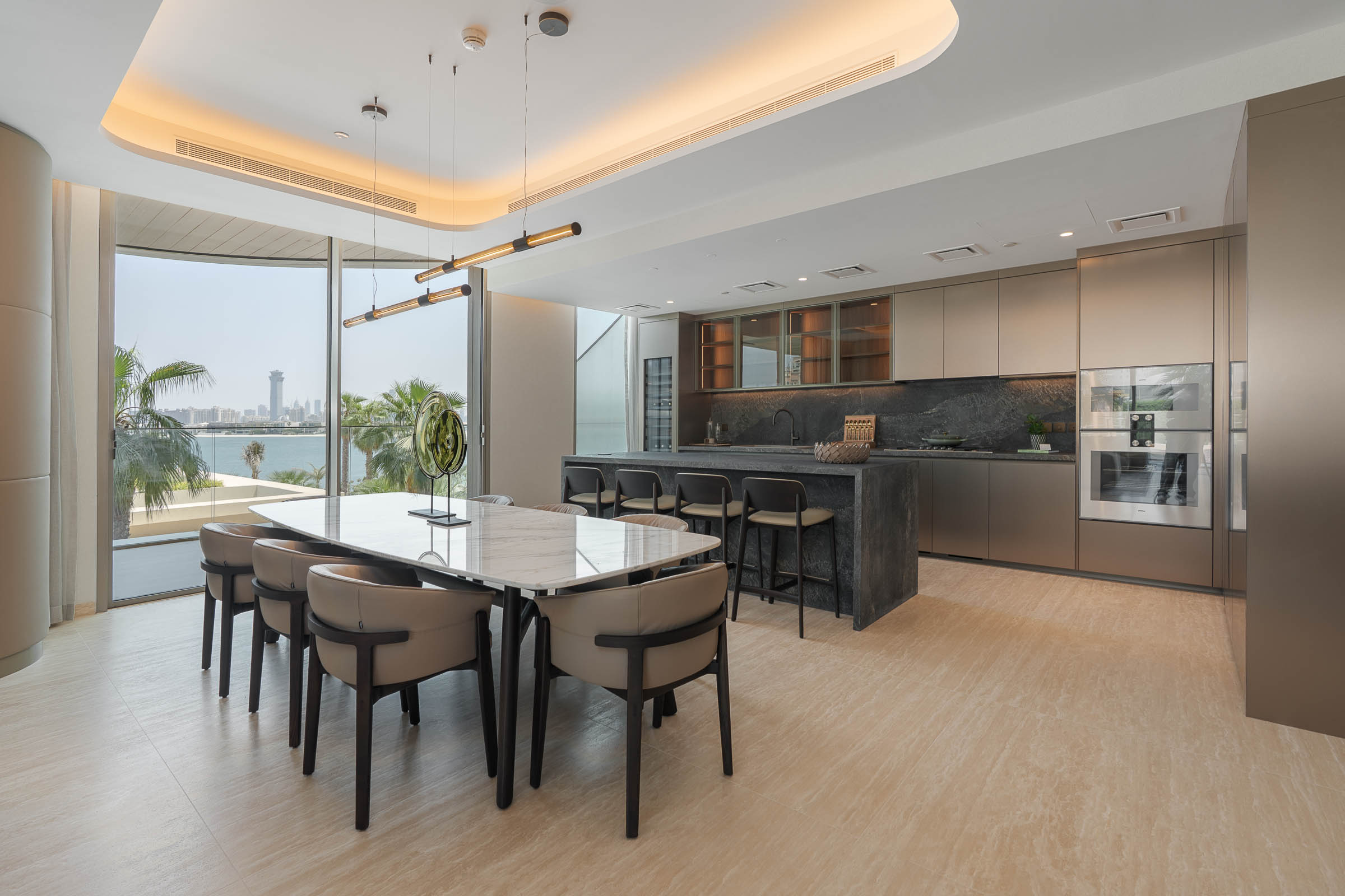  Brand-New Three-Bedroom Residence at Serenia Living - 物件實景