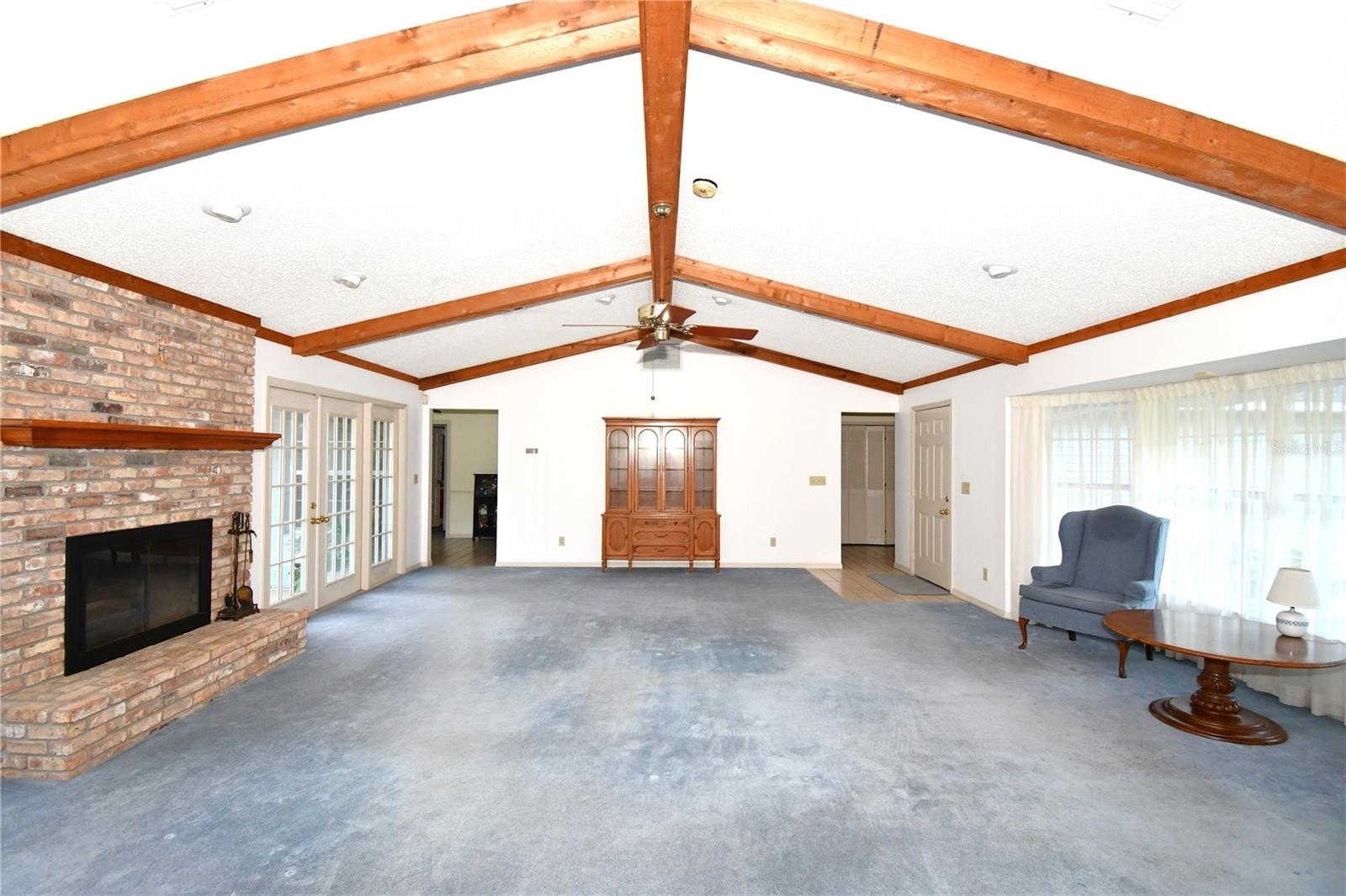 MOUNT DORA, Florida, 32757, United States, 3 Bedrooms Bedrooms, ,2 BathroomsBathrooms,Residential,For Sale,1975805