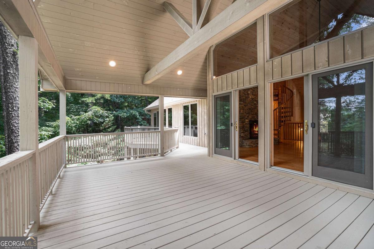 Ellijay, Georgia, 30536, United States, 4 Bedrooms Bedrooms, ,4 BathroomsBathrooms,Residential,For Sale,1888525
