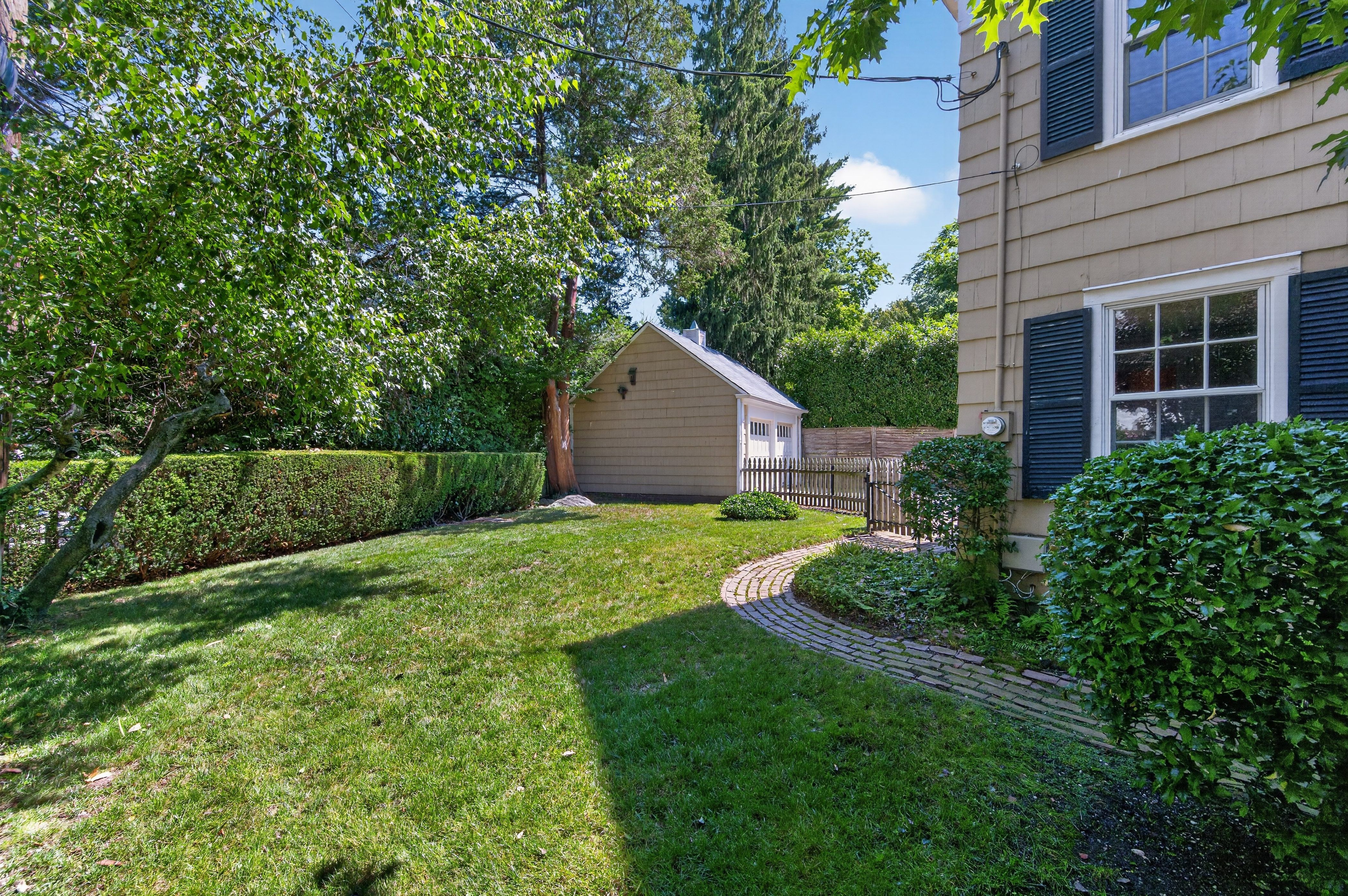  24 Crescent Road, Port Washington, NY, 11050 - 物件實景