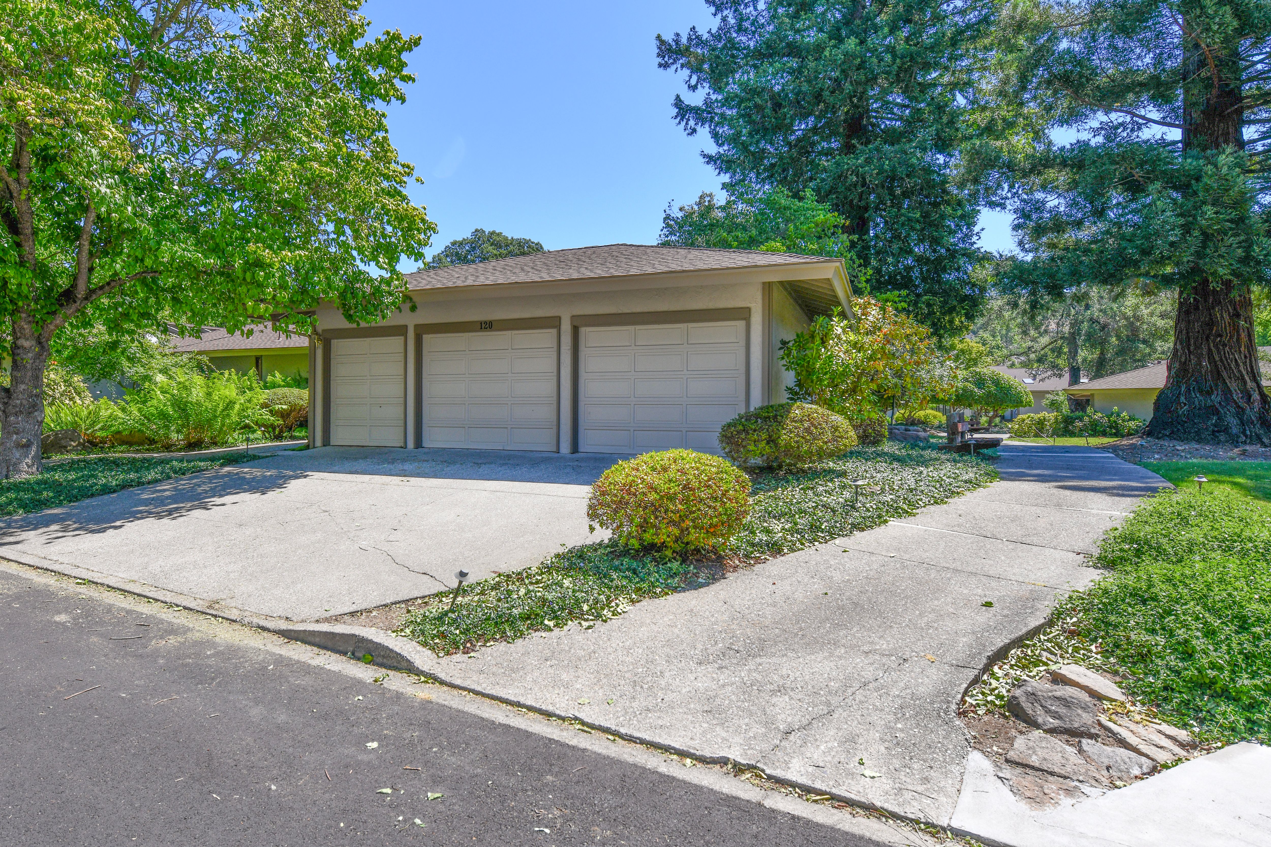  Single Level in Silverado Country Club Gated Community - 物件實景