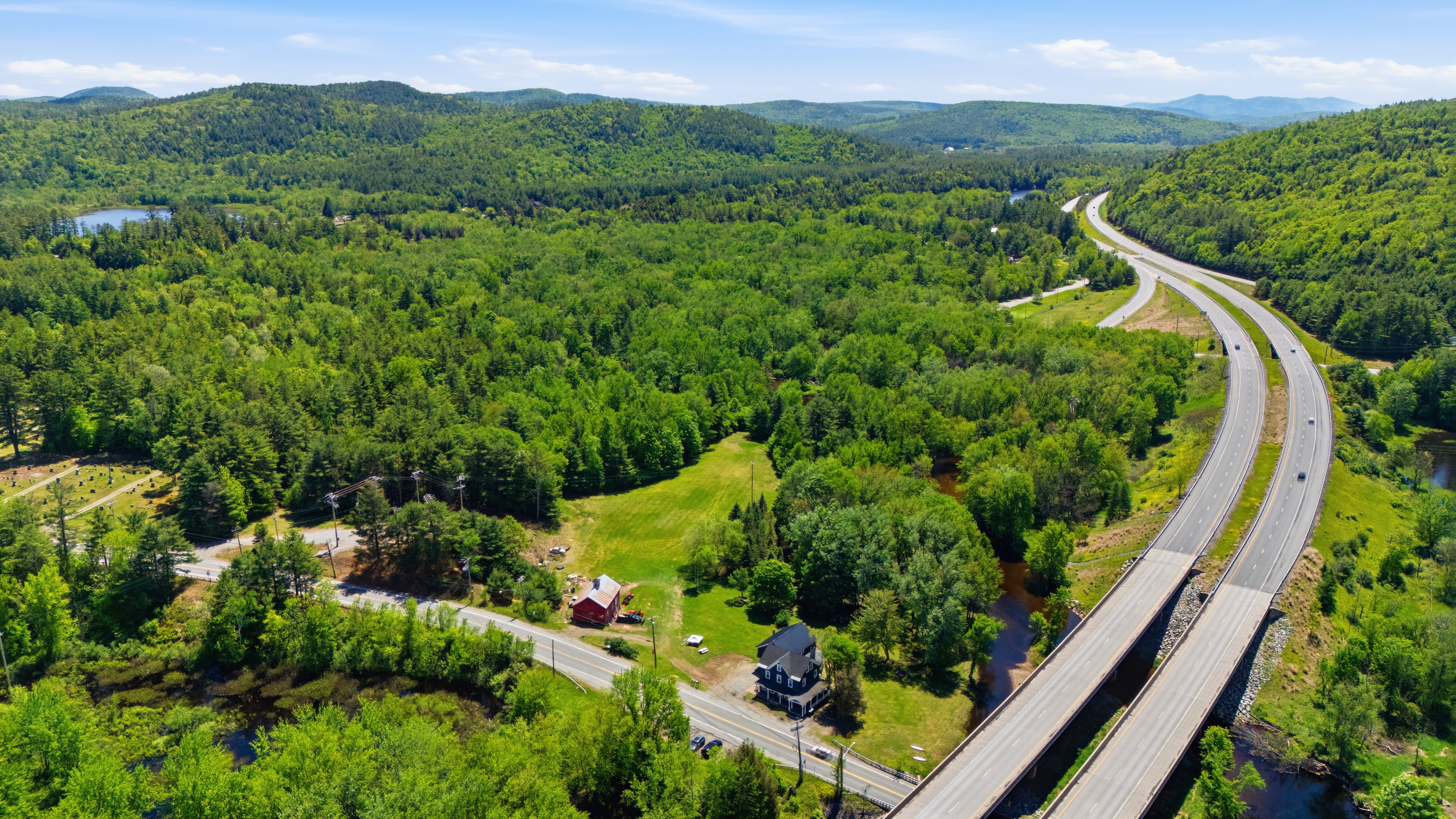  7952 Us-9, Pottersville, NY, 12860 - 物件實景