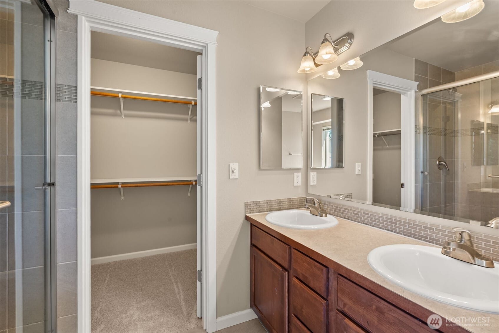 Puyallup, Washington, 98374, United States, 4 Bedrooms Bedrooms, ,3 BathroomsBathrooms,Residential,For Sale,1903446