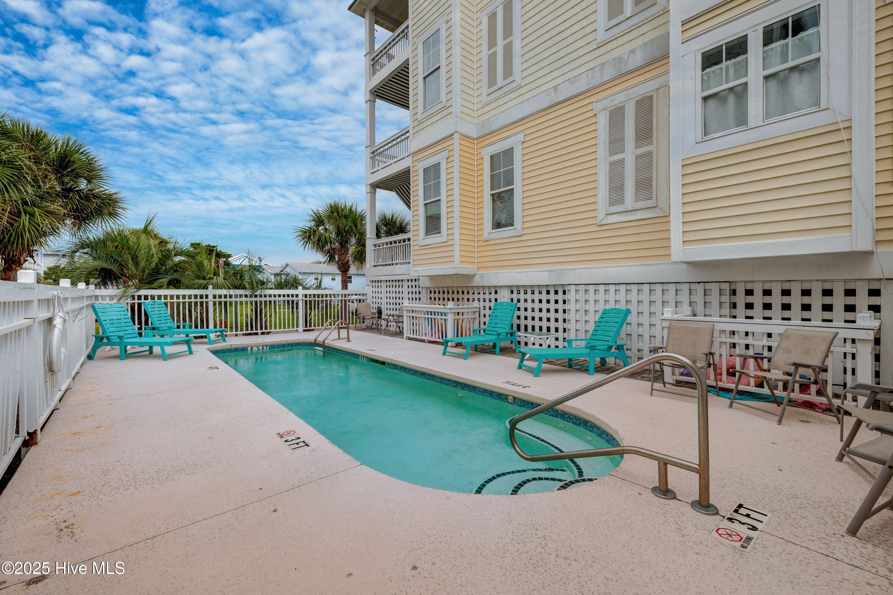 Carolina Beach, North Carolina, 28428, United States, 4 Bedrooms Bedrooms, ,4 BathroomsBathrooms,Residential,For Sale,1918468