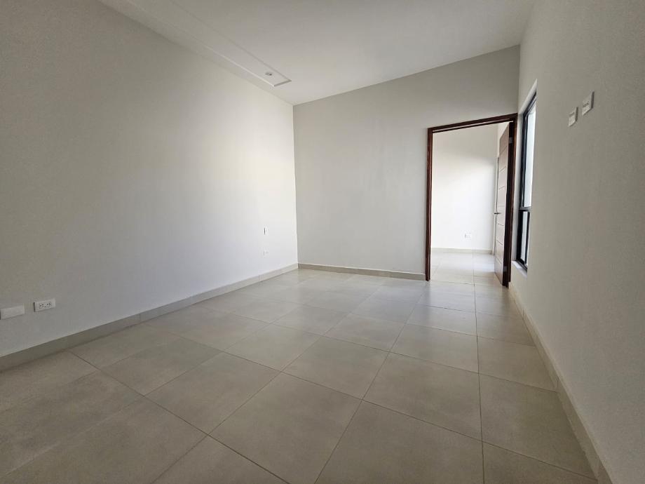 Torreón, Coahuila de Zaragoza, 27023, Mexico, 4 Bedrooms Bedrooms, ,4 BathroomsBathrooms,Residential,For Sale,2001959