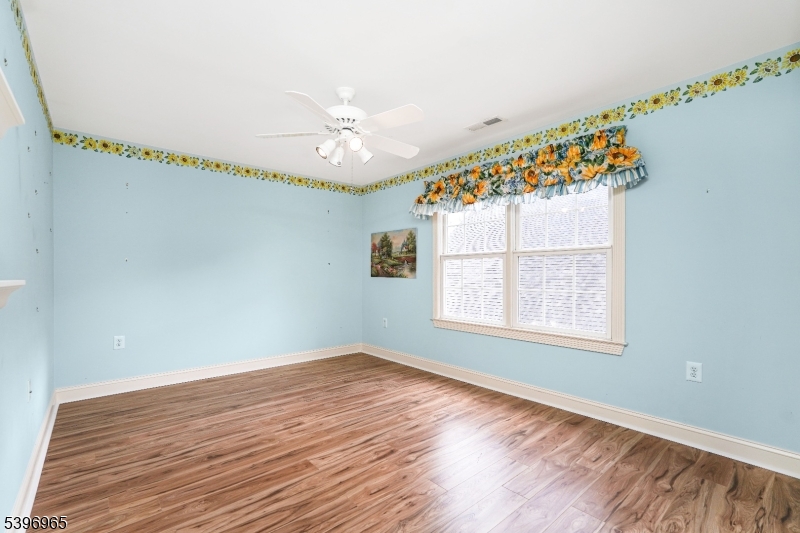 Franklin Twp., New Jersey, 08873, United States, 2 Bedrooms Bedrooms, ,3 BathroomsBathrooms,Residential,For Sale,1992917