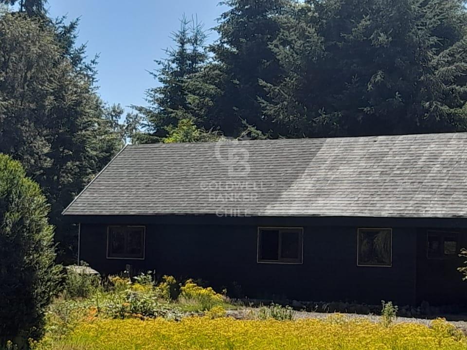 Pucón, Chile, 4 Bedrooms Bedrooms, ,3 BathroomsBathrooms,Residential,For Sale,1959469