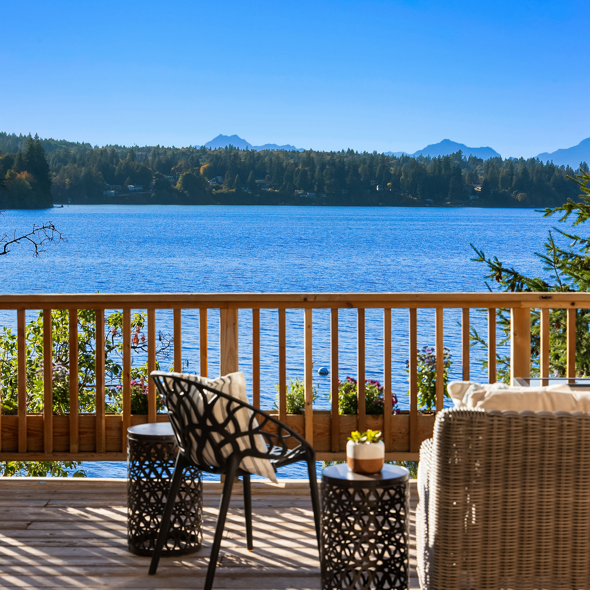  8405 Hansen Road Northeast, Bainbridge Island, WA 98110 - 物件實景