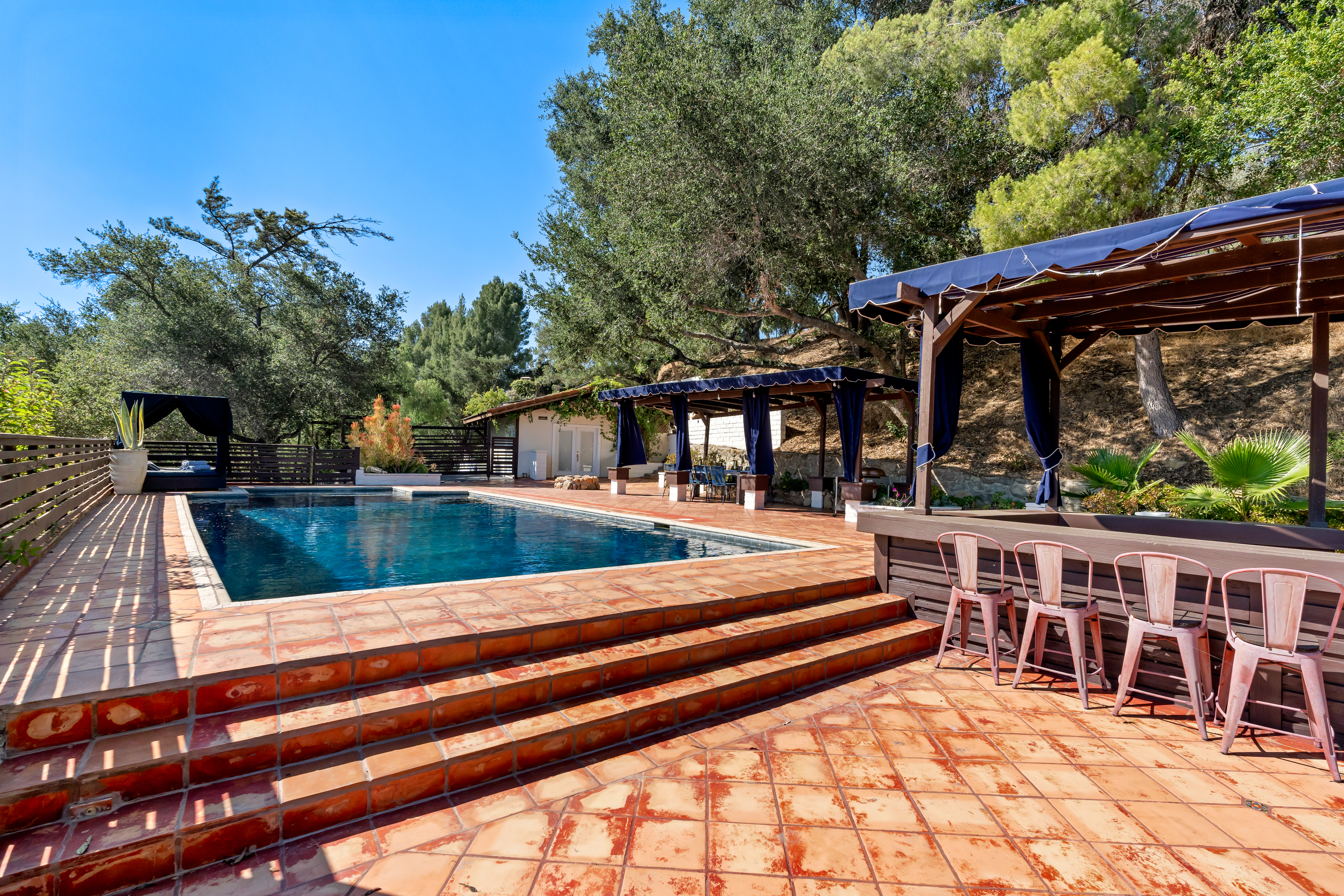  1002 Country Club Drive, Ojai, CA 93023 - 物件實景