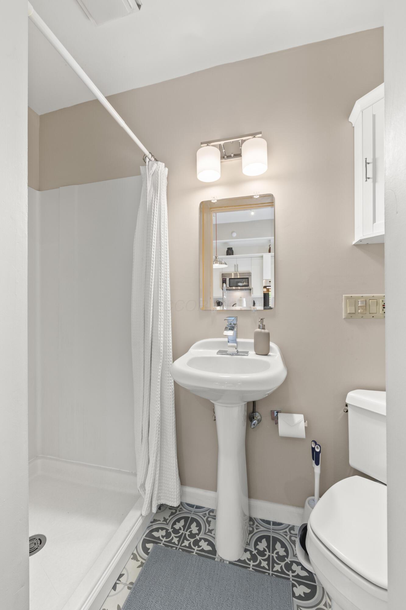 Columbus, Ohio, 43205, United States, 4 Bedrooms Bedrooms, ,4 BathroomsBathrooms,Residential,For Sale,2000888