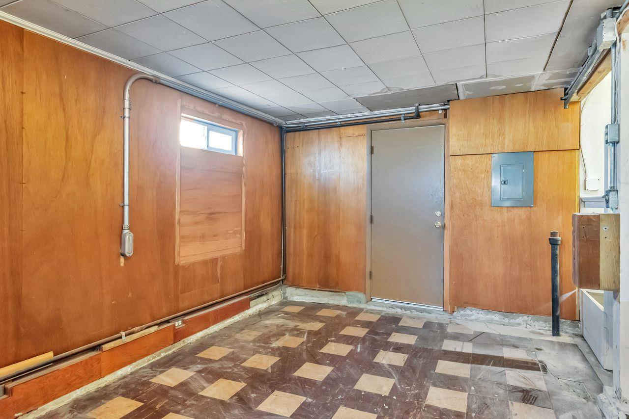 San Mateo, California, 94403, United States, 4 Bedrooms Bedrooms, ,3 BathroomsBathrooms,Residential,For Sale,1848740