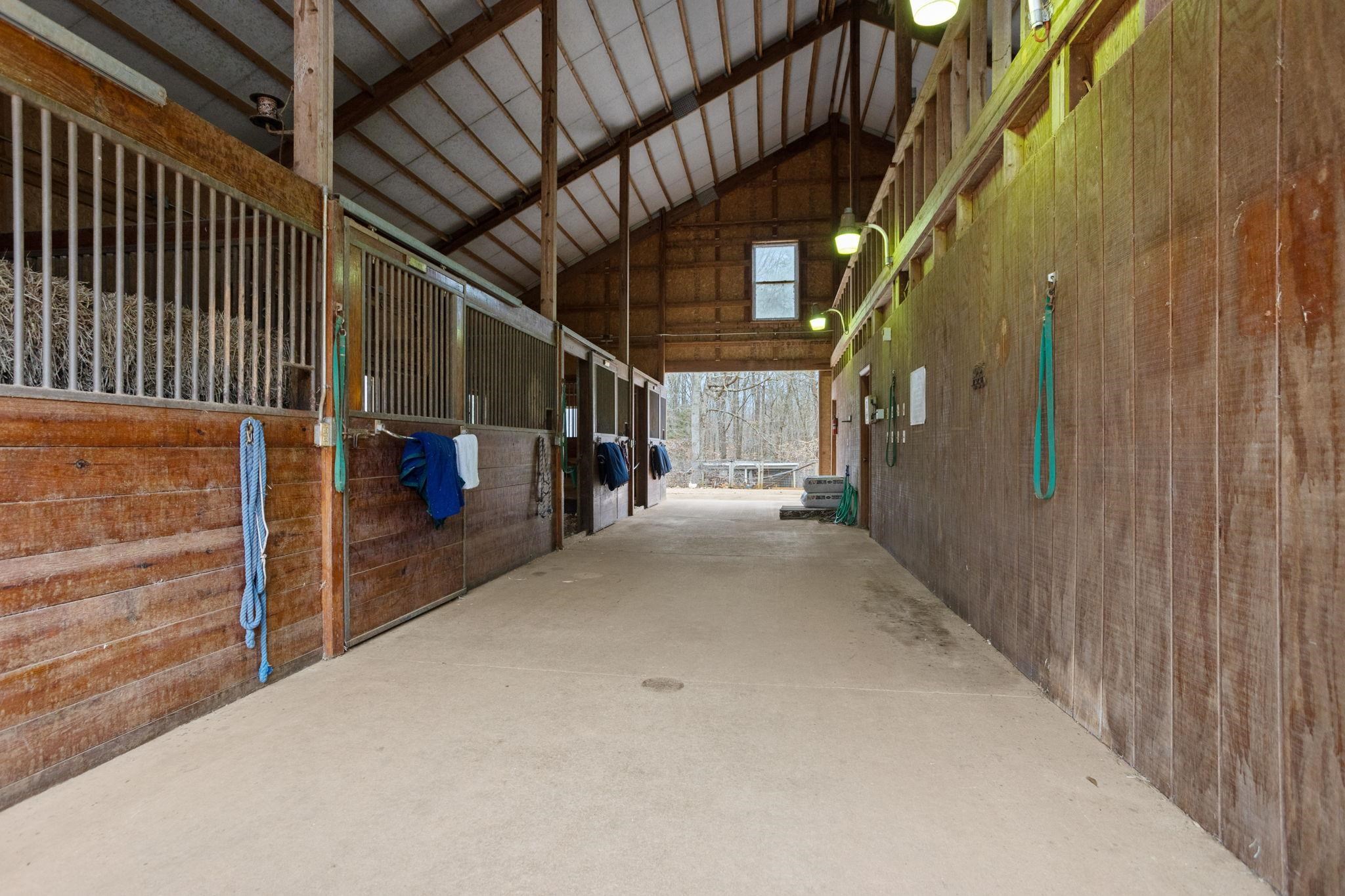 Spartanburg, South Carolina, 29301, United States, 5 Bedrooms Bedrooms, ,7 BathroomsBathrooms,Residential,For Sale,2008167