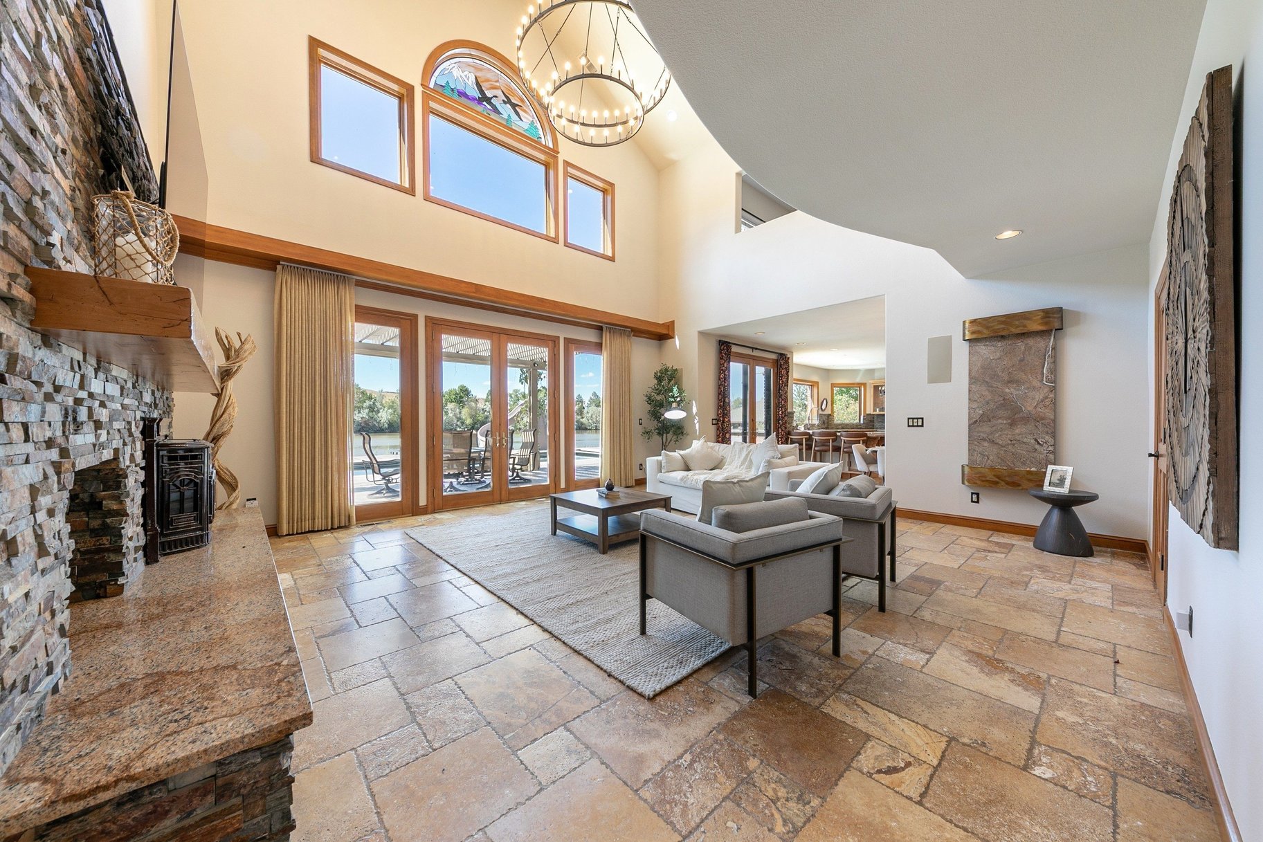  A Rare Lakefront Estate in the Heart of Reno no in One of Northern Nevada