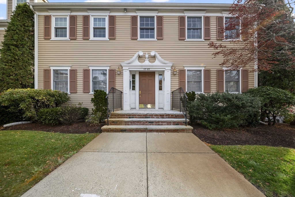 Salem, Massachusetts, 01970, United States, 3 Bedrooms Bedrooms, ,3 BathroomsBathrooms,Residential,For Sale,1990420