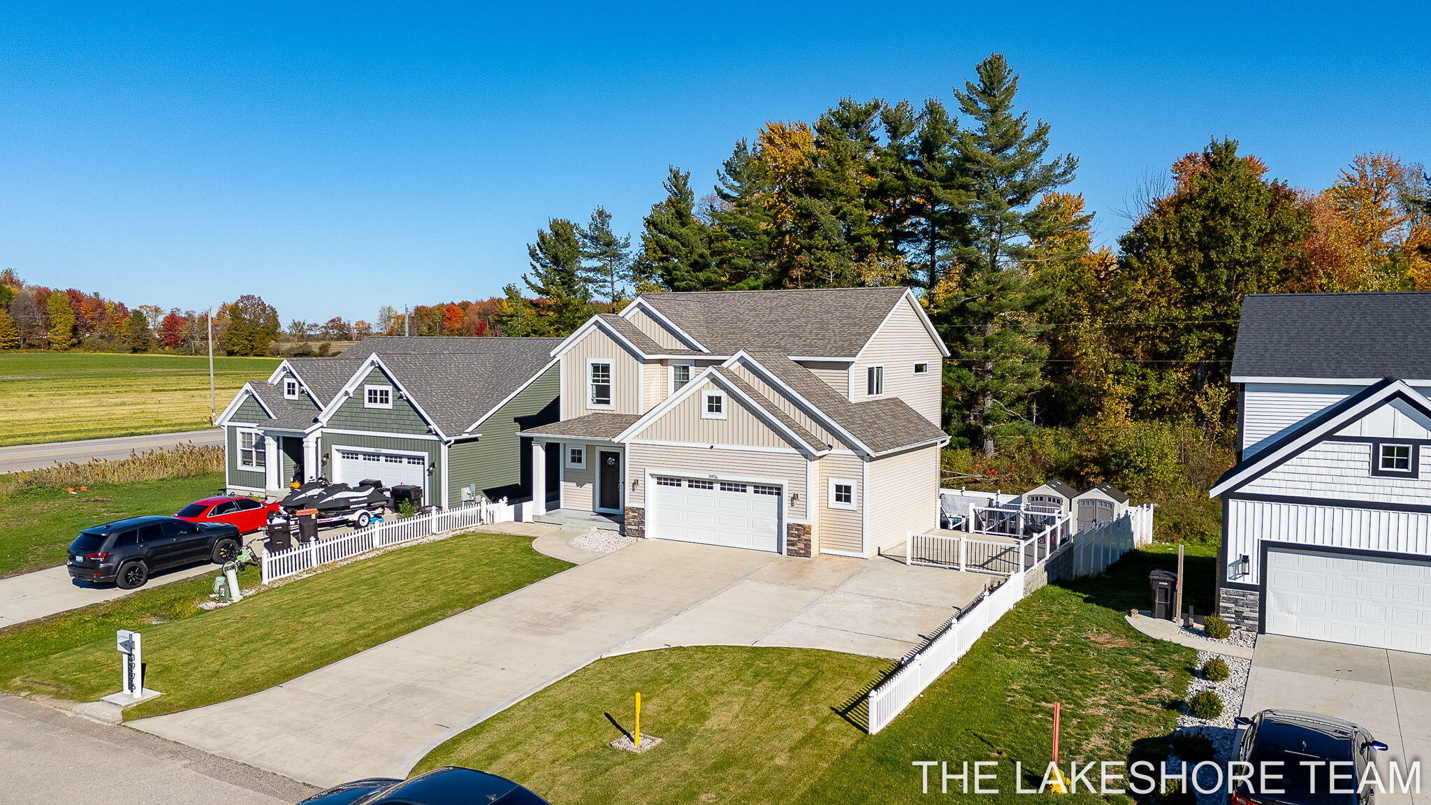 Holland, Michigan, 49424, United States, 5 Bedrooms Bedrooms, ,4 BathroomsBathrooms,Residential,For Sale,1973082