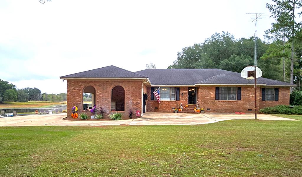 Bainbridge, Georgia, 39817, United States, 4 Bedrooms Bedrooms, ,4 BathroomsBathrooms,Residential,For Sale,1988533