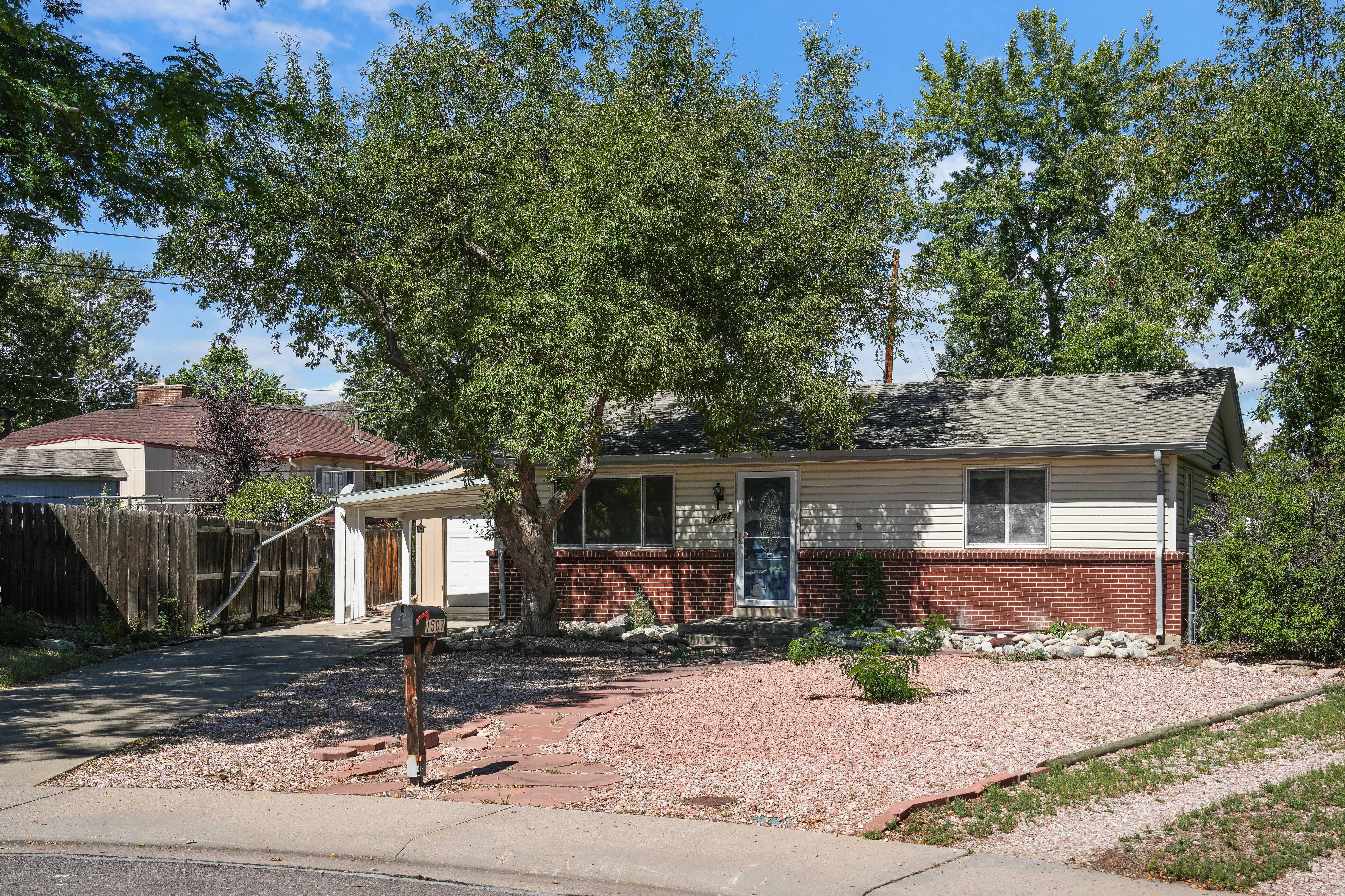  Charming Ranch Style Home - 物件實景