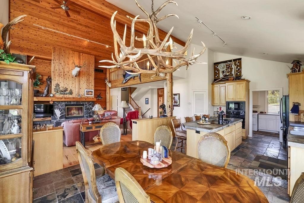 New Meadows, Idaho, 83654, United States, 3 Bedrooms Bedrooms, ,3 BathroomsBathrooms,Residential,For Sale,1976382