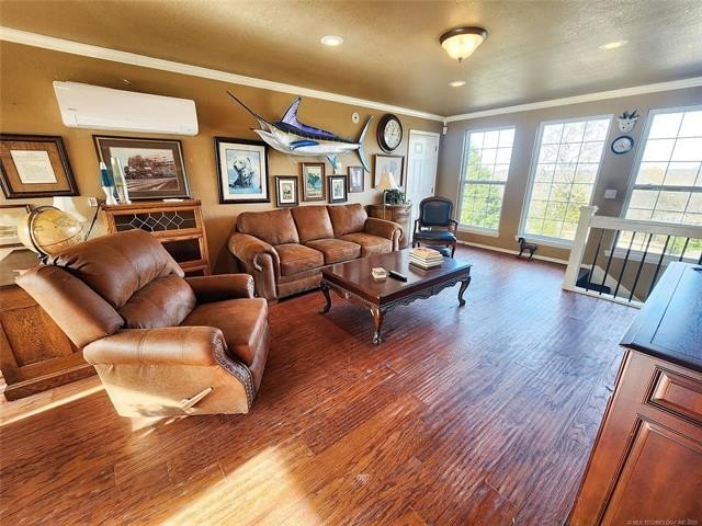 Cookson, Oklahoma, 74427, United States, 3 Bedrooms Bedrooms, ,2 BathroomsBathrooms,Residential,For Sale,2005296