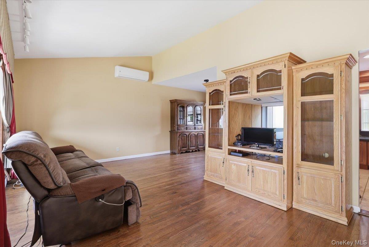Grant St, Farmingdale, NY 11735 #1