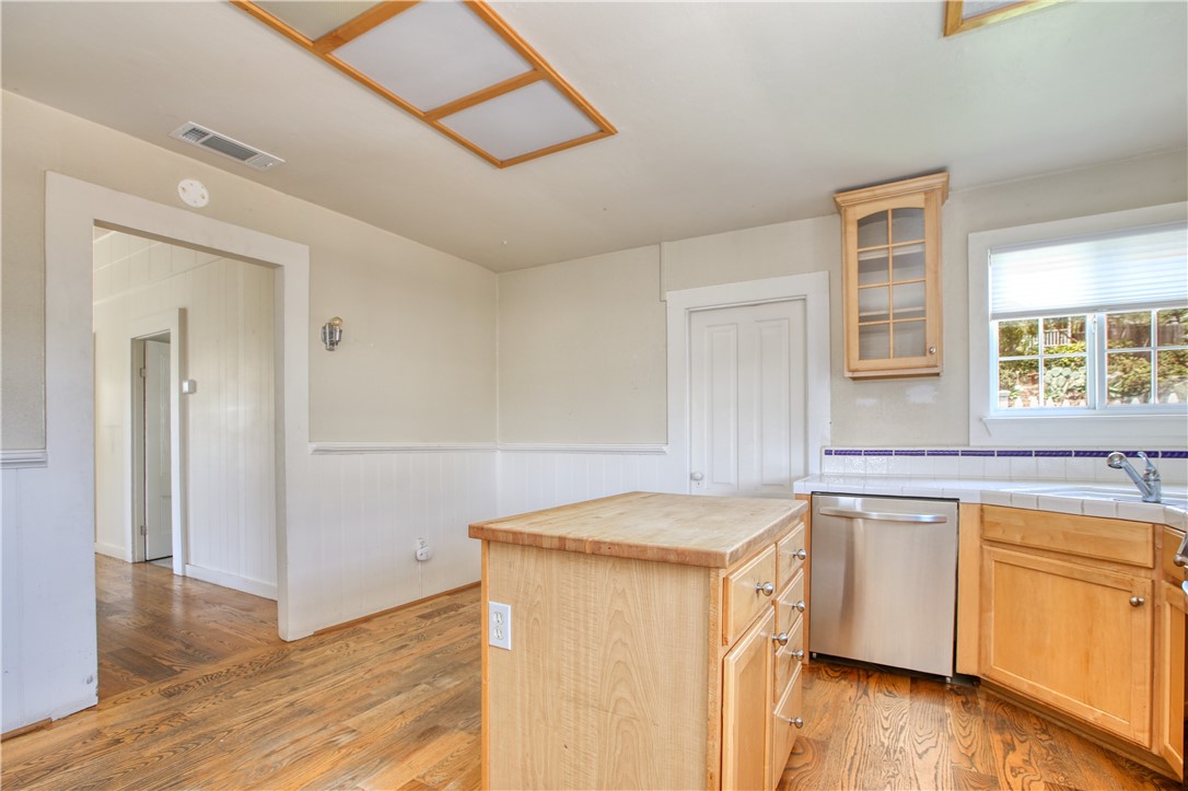 Arroyo Grande, California, 93420, United States, 3 Bedrooms Bedrooms, ,2 BathroomsBathrooms,Residential,For Sale,1860369