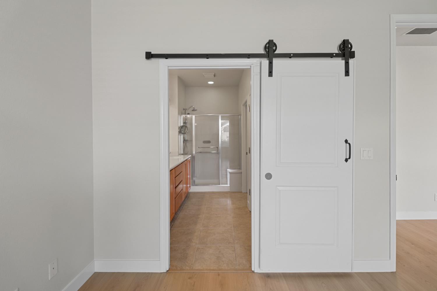 Elk Grove, California, 95757, United States, 3 Bedrooms Bedrooms, ,2 BathroomsBathrooms,Residential,For Sale,1917062