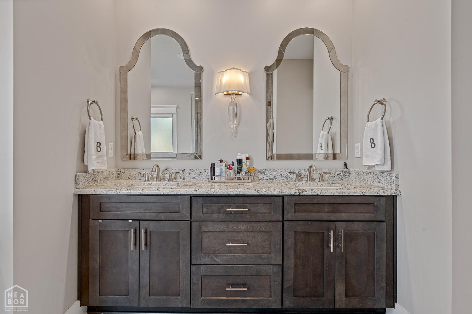 Jonesboro, Arkansas, 72404, United States, ,4 BathroomsBathrooms,Residential,For Sale,1974343