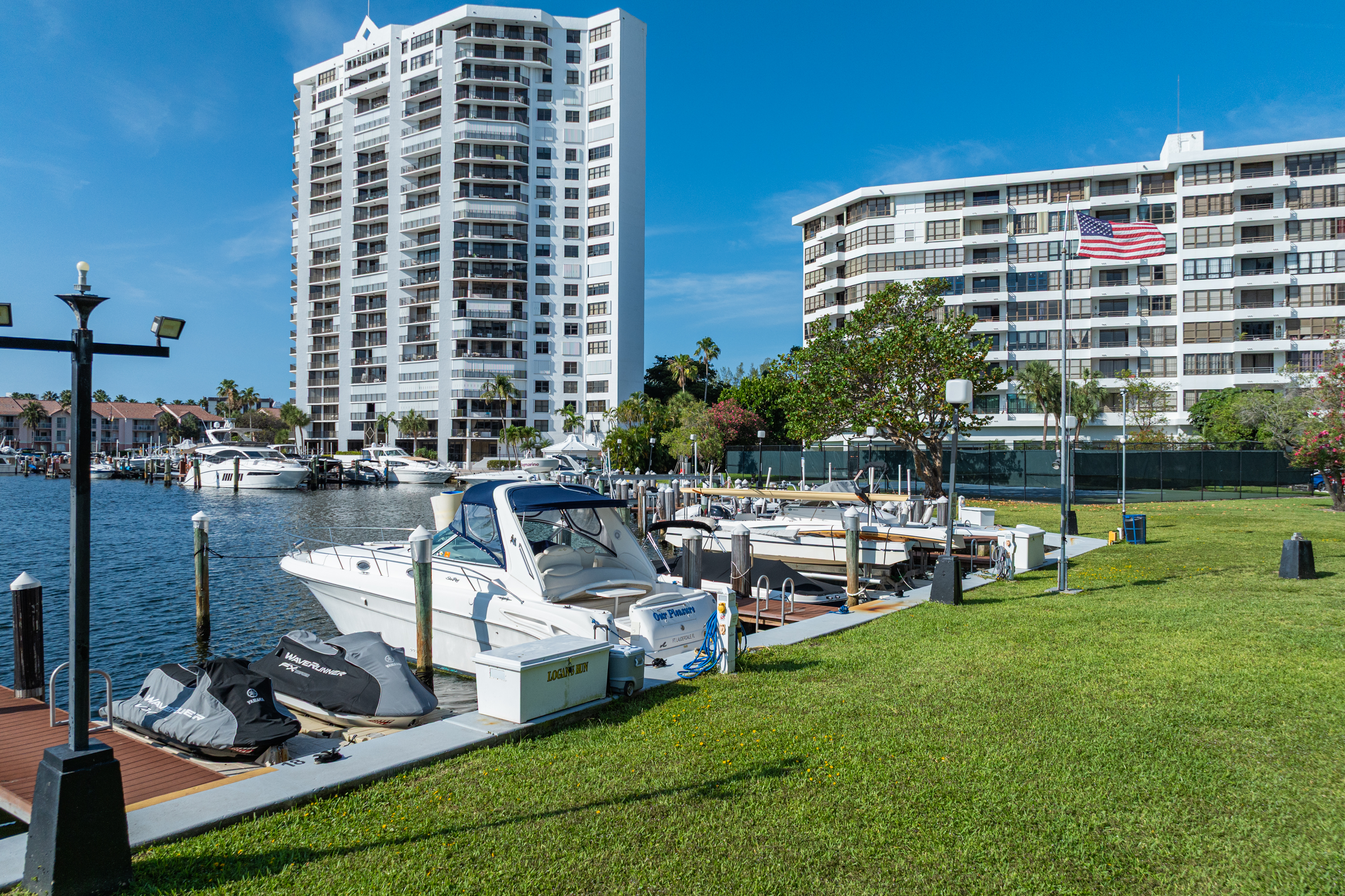  2500 Parkview Dr, Hallandale Beach, FL, 33009 - 物件實景