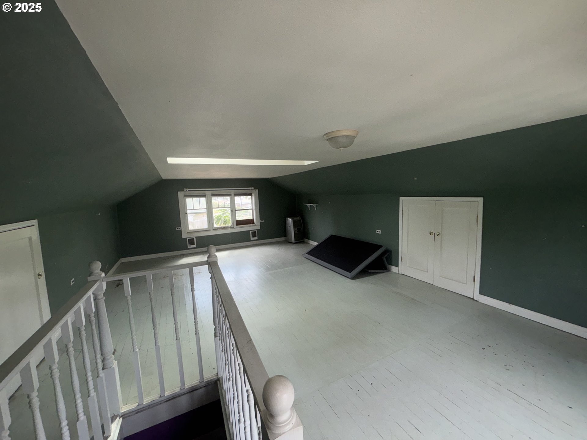 Gladstone, Oregon, 97027, United States, 3 Bedrooms Bedrooms, ,1 BathroomBathrooms,Residential,For Sale,1928462