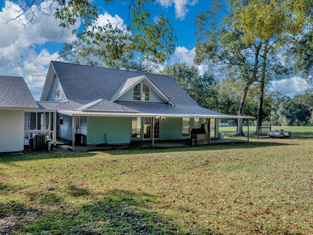 Huntington, Texas, 75949, United States, 4 Bedrooms Bedrooms, ,2 BathroomsBathrooms,Residential,For Sale,1975169