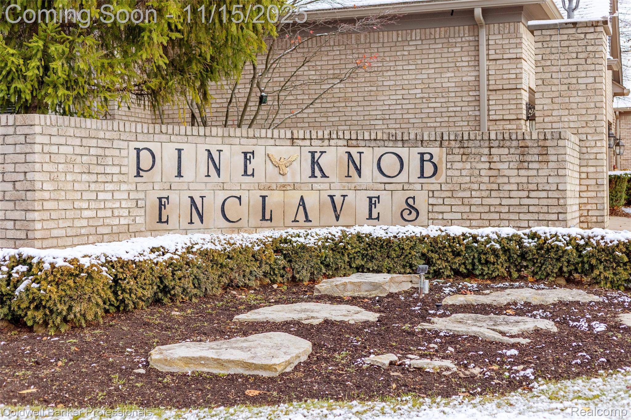 Clarkston, Michigan, 48348, United States, 4 Bedrooms Bedrooms, ,4 BathroomsBathrooms,Residential,For Sale,1992858