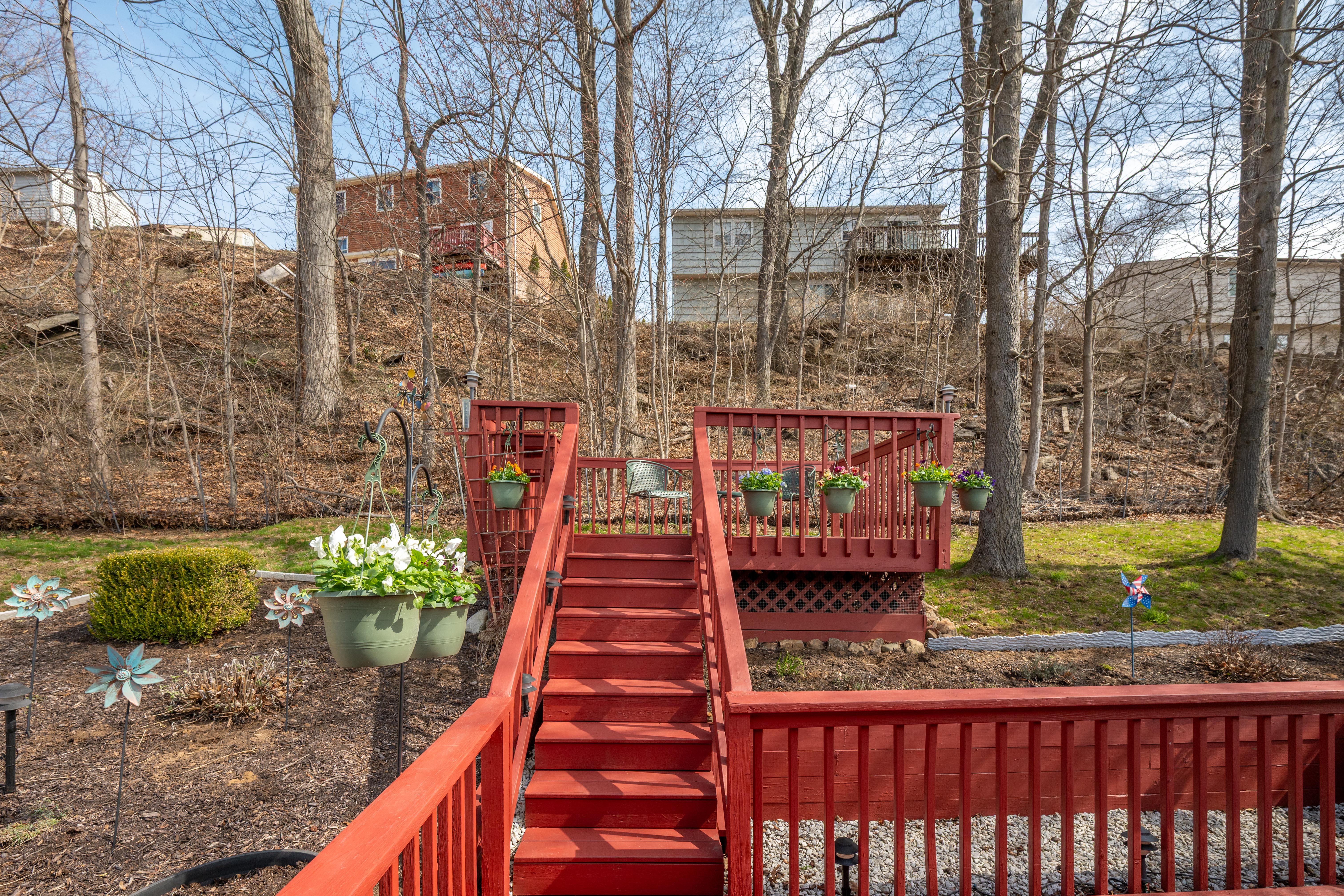  Beautifully Maintained Home - 物件實景