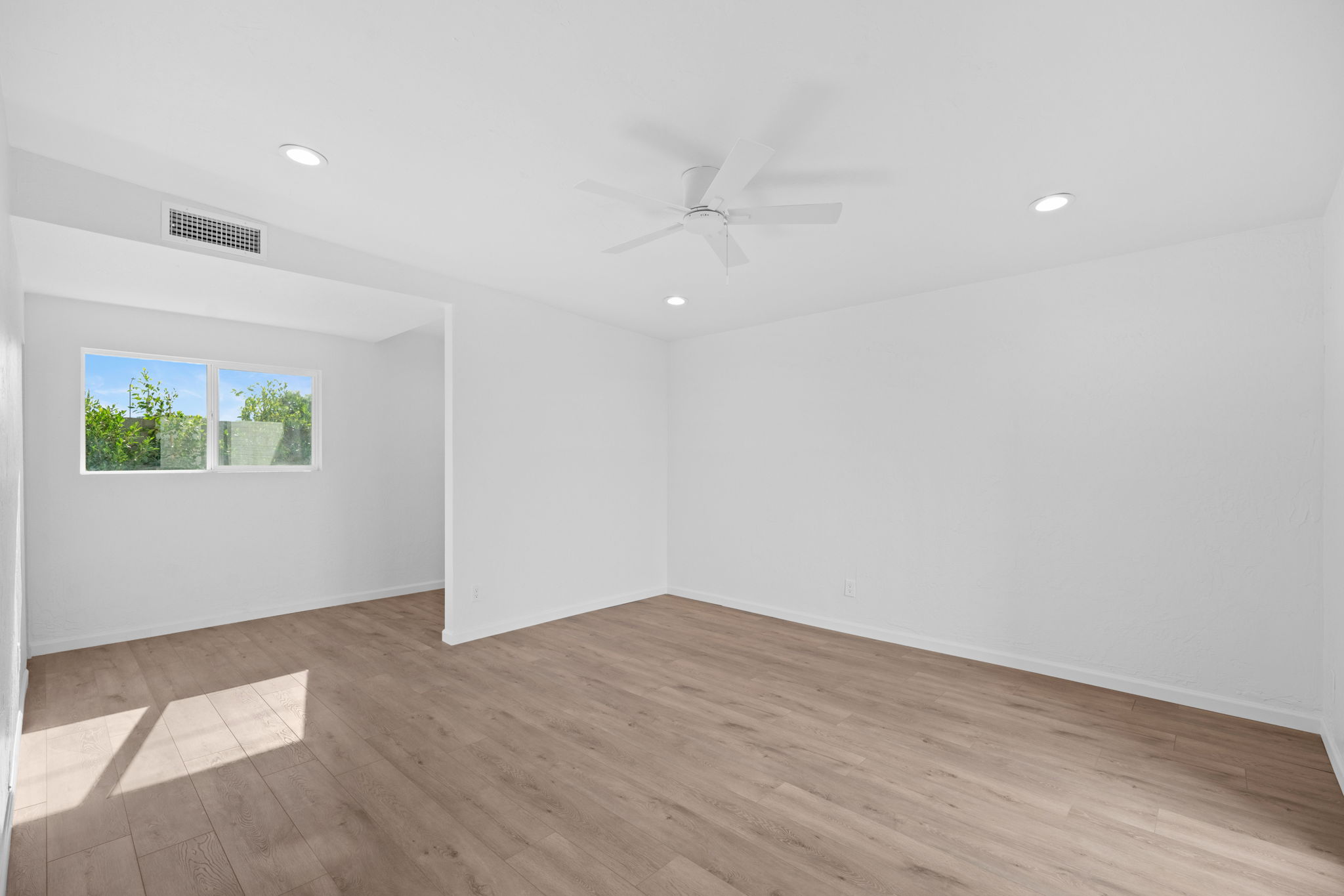  2933 N Casa Tomas Court  Phoenix, AZ - 物件實景