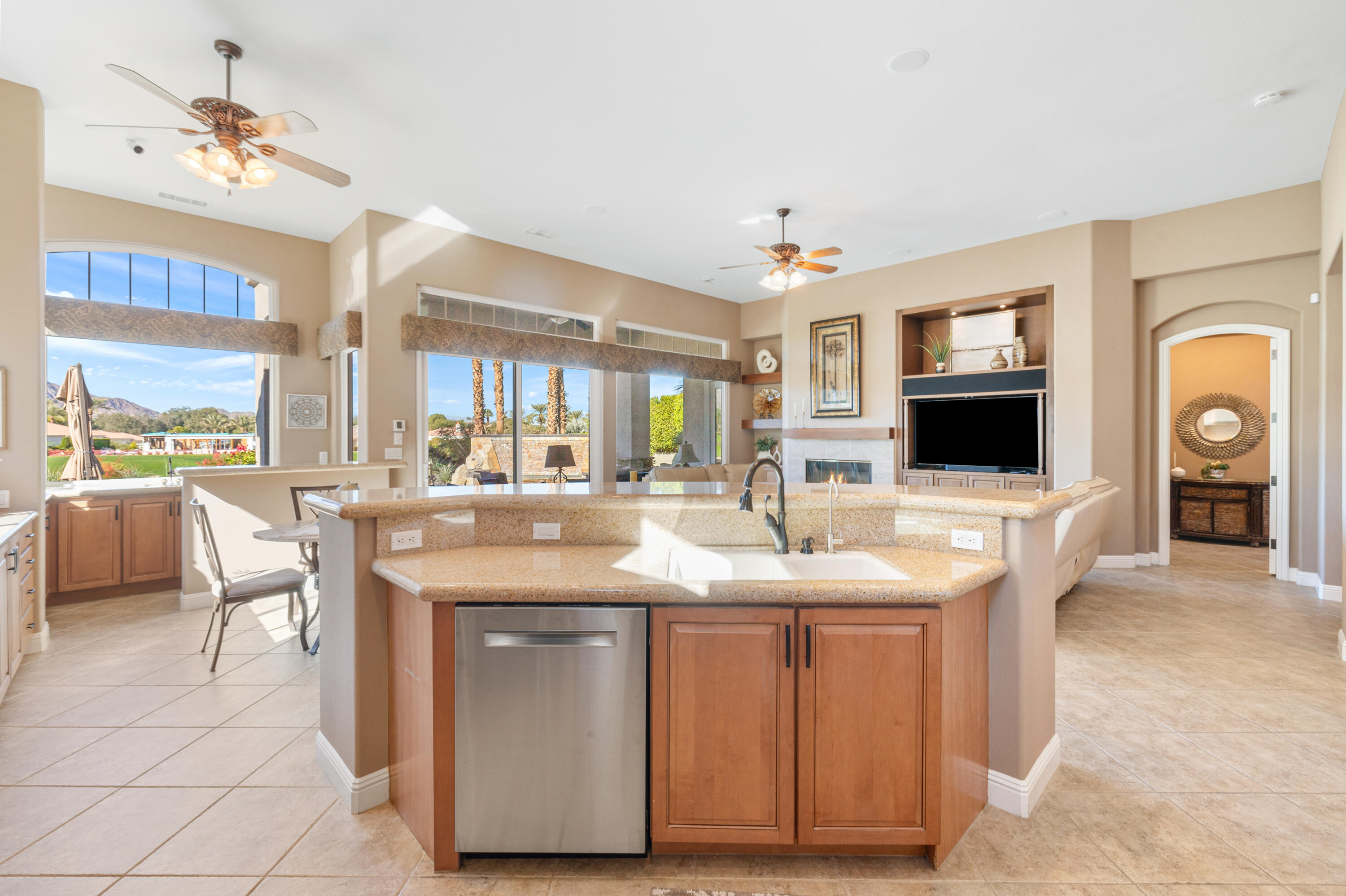 La Quinta, California, 92253, United States, 3 Bedrooms Bedrooms, ,4 BathroomsBathrooms,Residential,For Sale,2002197