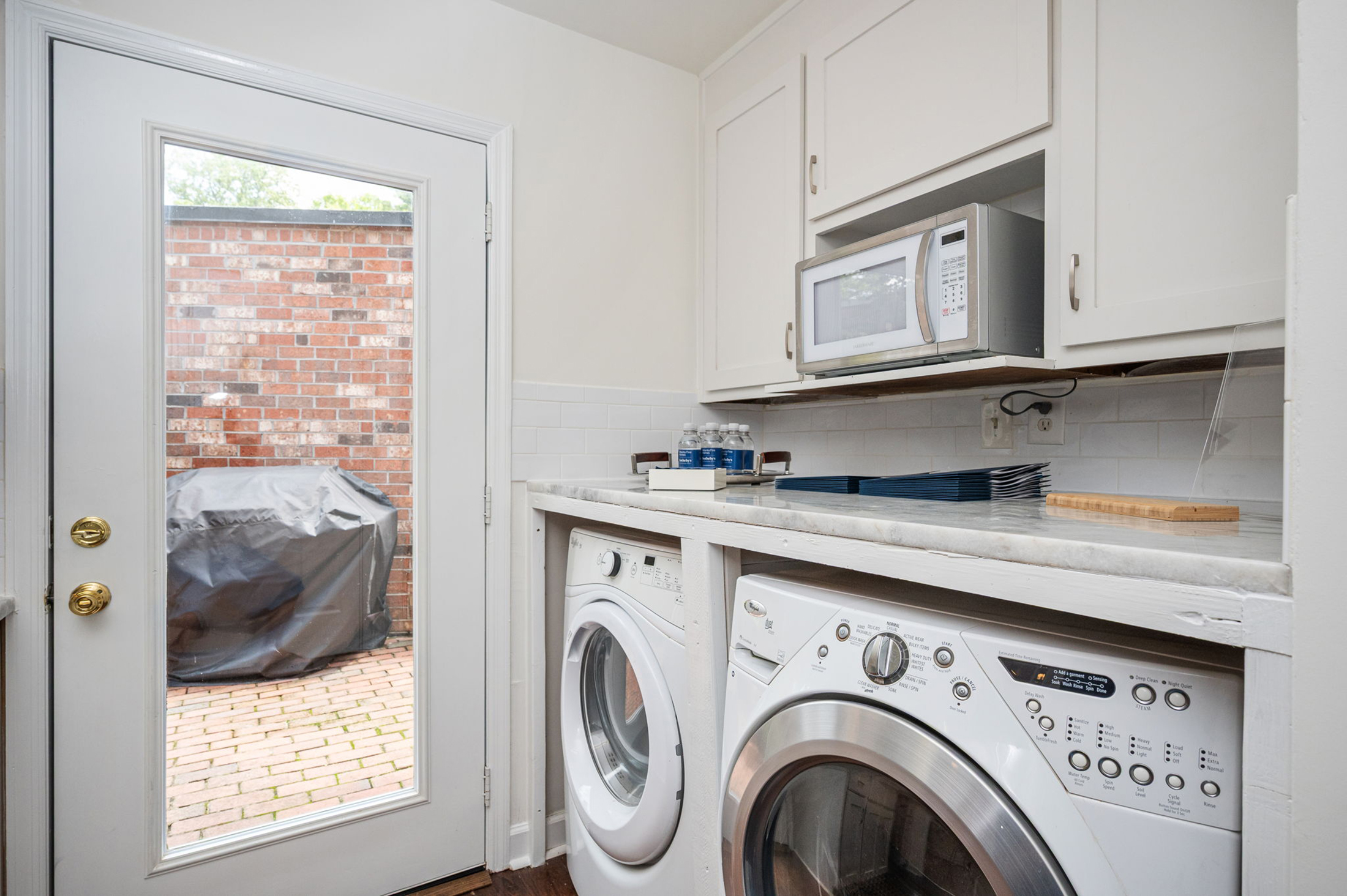  Beautifully Maintained Brick Townhome in Gated Community in Decatur - 物件實景