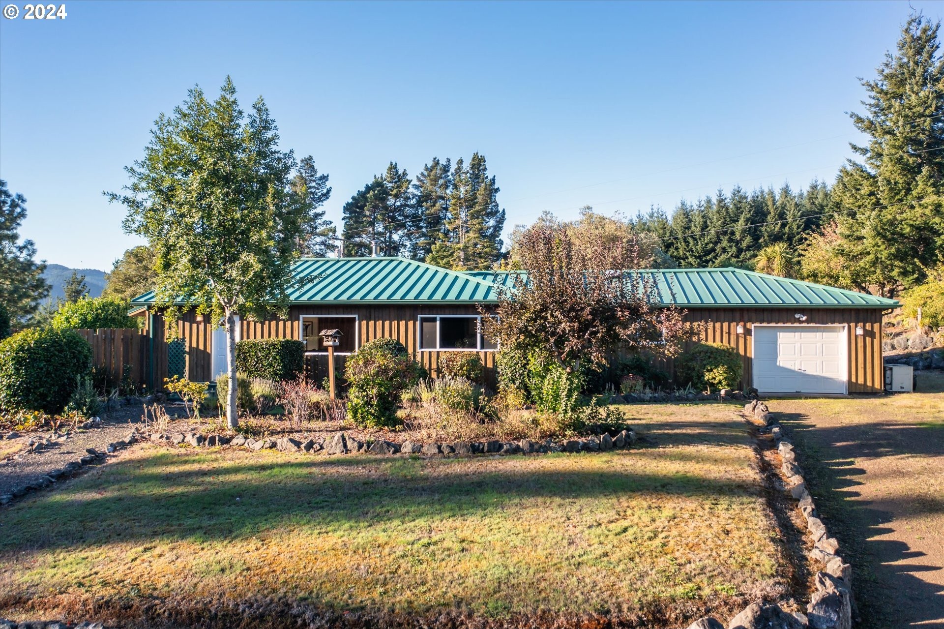 32940 MILLER RANCH RD, Gold Beach, Oregon, 97444, United States, ,Residential,For Sale,32940 MILLER RANCH RD,1524223
