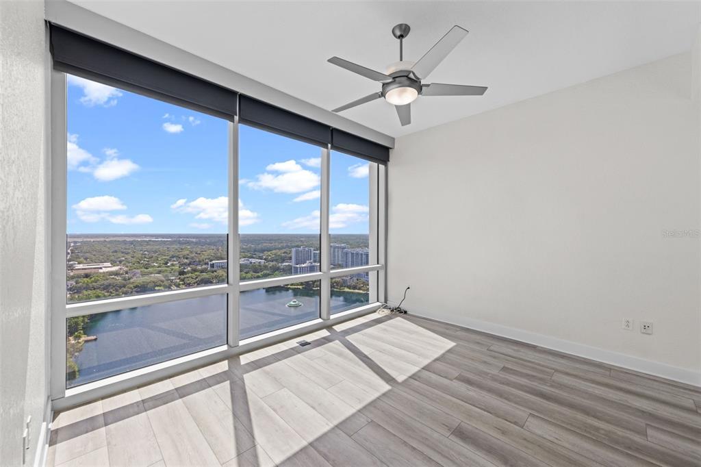 Orlando, Florida, 32801, United States, 2 Bedrooms Bedrooms, ,2 BathroomsBathrooms,Residential,For Sale,1794068