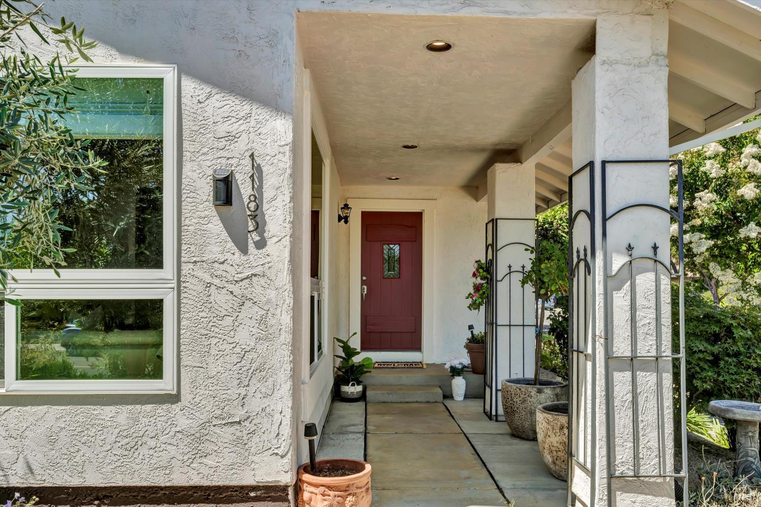 Napa, California, 94558, United States, 4 Bedrooms Bedrooms, ,2 BathroomsBathrooms,Residential,For Sale,1926171