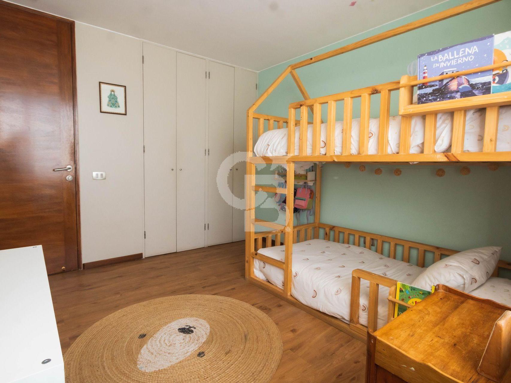 Lo Barnechea, Chile, 4 Bedrooms Bedrooms, ,3 BathroomsBathrooms,Residential,For Sale,1969054